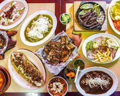 Los Tres Compadres (Tres Estrellas)