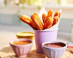 Churro Hub Cafe (Panorama City)