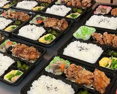 お弁当 ねこパンチ
