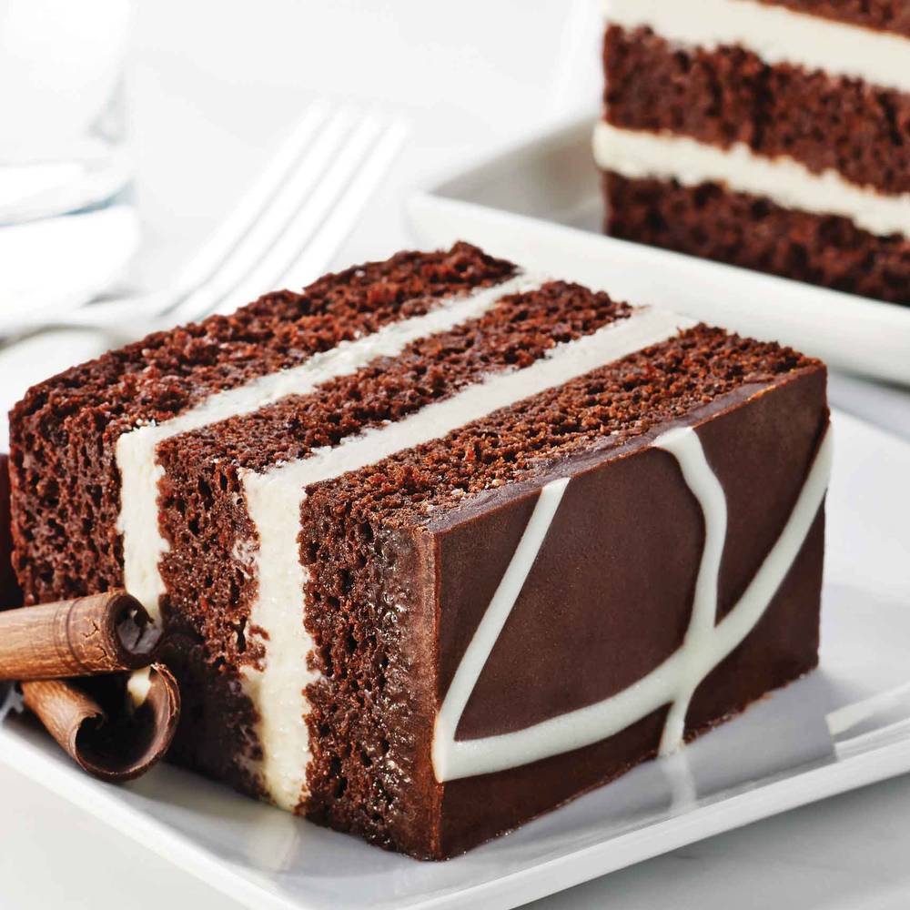 M&M Food Market · TOO TALL® Chocolate and Cream Cake (900g)
