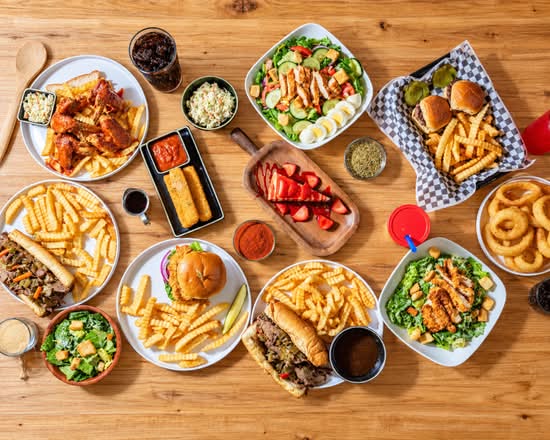 Lockheart Chicago Style Eatery