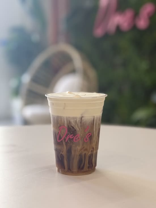 Dre's Cafe photo 2