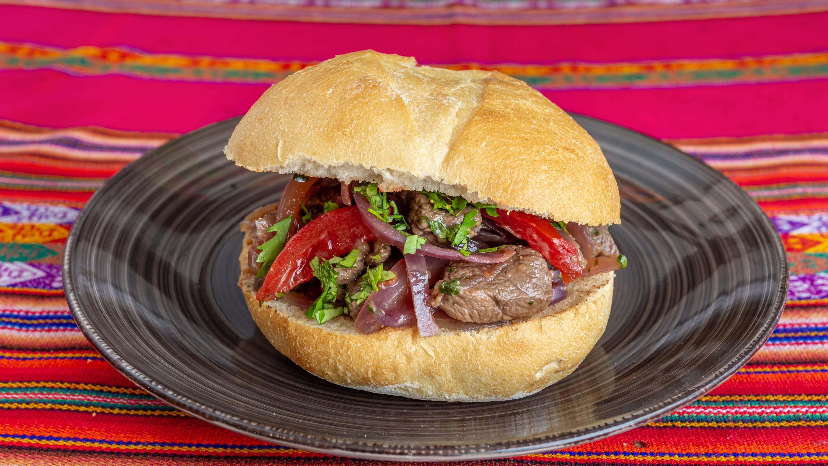 Sanguche lomito al juco