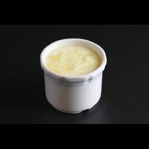 Stewed Egg White w/Milk & Ginger Sauce  薑汁撞奶