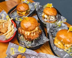 Burger Club Fyshwick (30 Pirie Street)