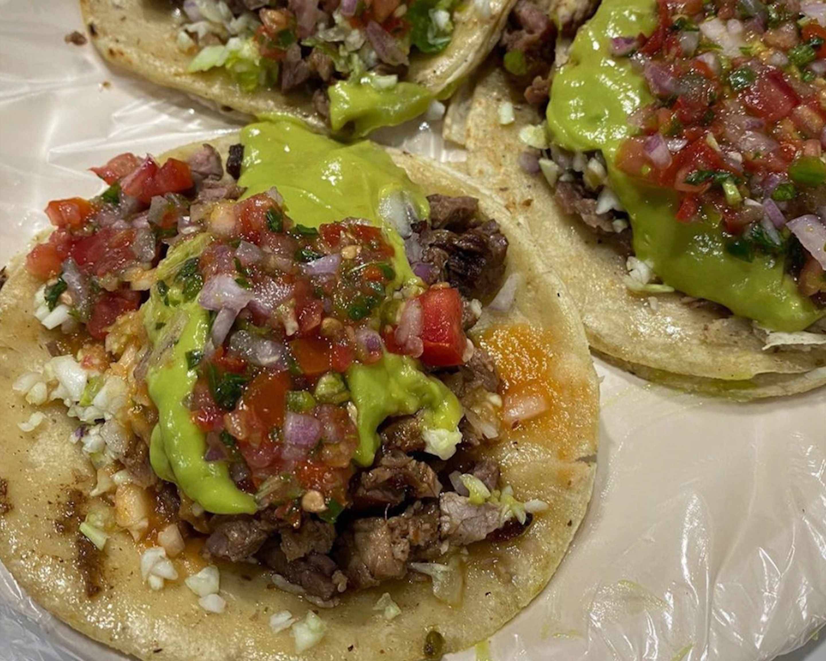 Tacos Fermin Menú a Domicilio【Menú y Precios】 Avenida Rafael Sanzio 721