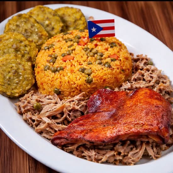 Pernil Con Arroz con Gandules