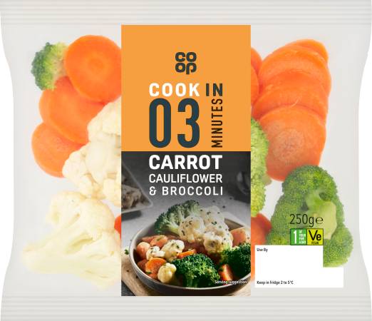 Co-op Carrot, Cauliflower & Broccoli (250g)