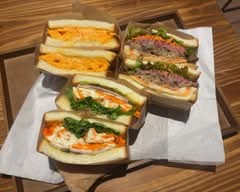 【サンドイッチと自家製スイーツ】Rest Cafe LUE