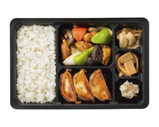 黒酢の酢豚弁当