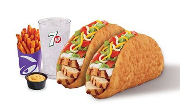 2 Chicken Chalupas Supreme® Combo