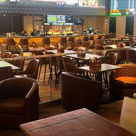 Churchill's Bourbon & Brew Bar & Grille