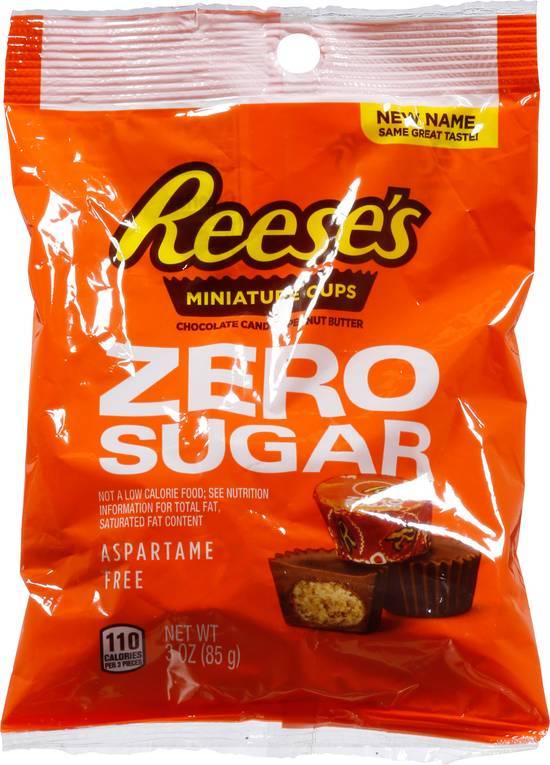 Reese's Zero Sugar Chocolate Candy & Peanut Butter Miniature Cups