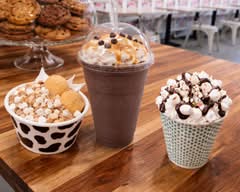 SWEET MAGNOLIAS FROZEN YOGURT