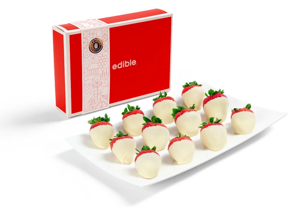 White Chocolate Dipped Strawberries Box