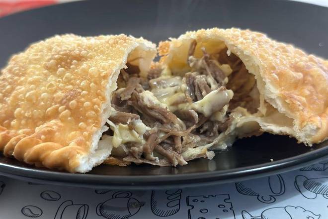 EMPANADA DE CARNE COM CATUPIRY®ORIGINAL – Catupiry