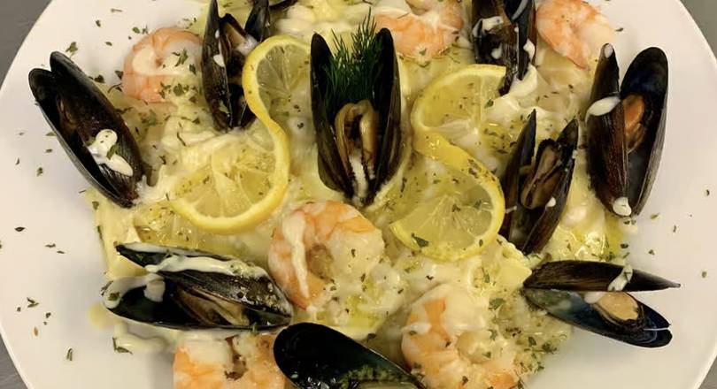 Seafood Alfredo