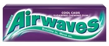Guma do żucia Airwaves Cool Cassis drażetki 14 g (10 szt.)