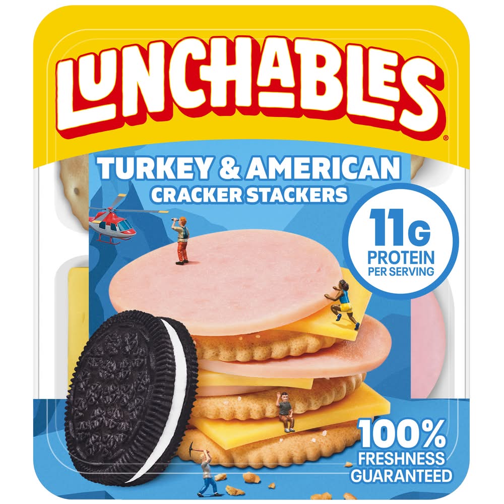Lunchables Turkey & American Cracker Stackers With Chocolate Creme Cookies (3.2 oz)