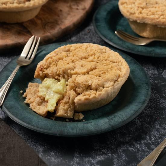 Caramel Apple Crumble Pie