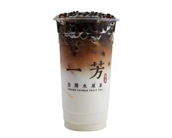 Pearl Black Tea Latte 粉圓鮮奶茶