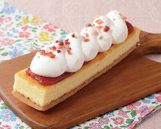 【デザート】UCご褒美スティックケーキ≪クリーム&いちご≫(1個)*