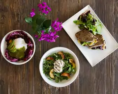 BlackBörk Coffee & Caps