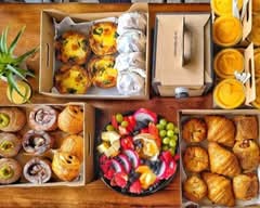 Sucre Table (Kennedy Blvd)