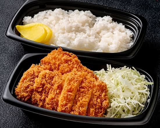 蟹クリームコロッケ＆ひな鶏のチキンかつ弁当