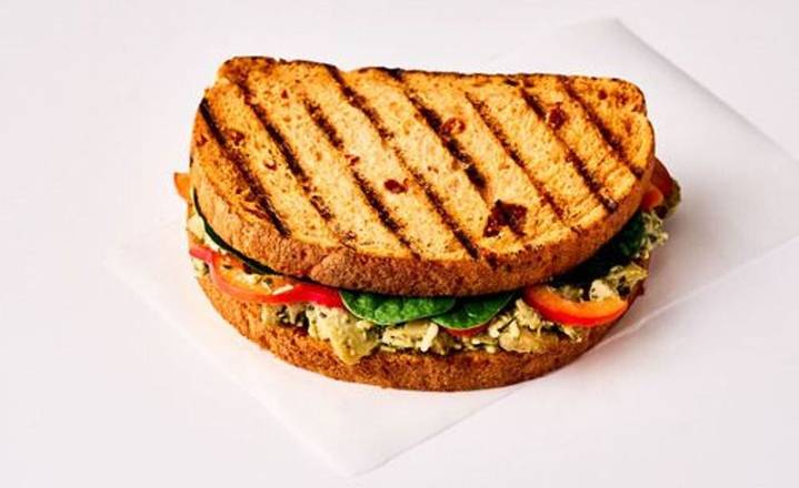 Plant based Chicken & Pesto Tostati