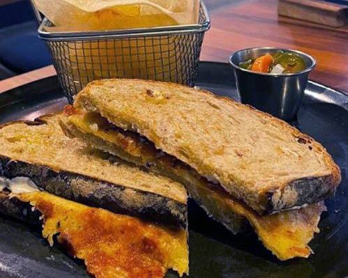 Grilled cheese peponne