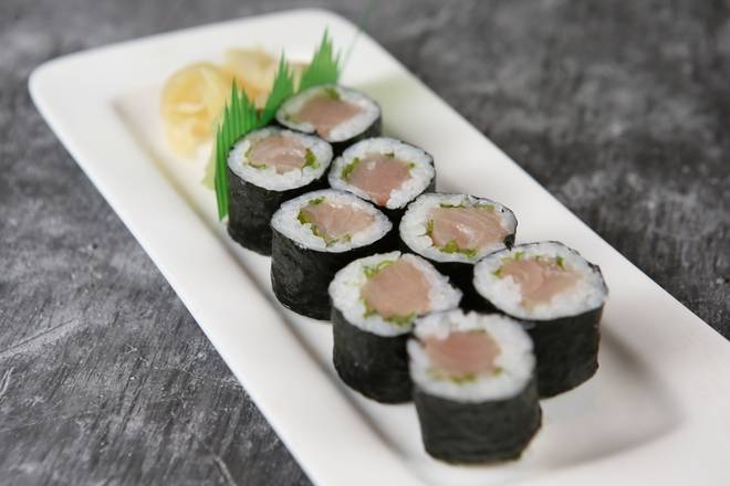 *Yellowtail Roll