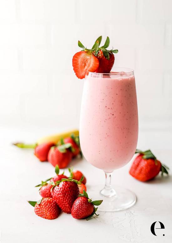 Strawberry yogurt smoothie