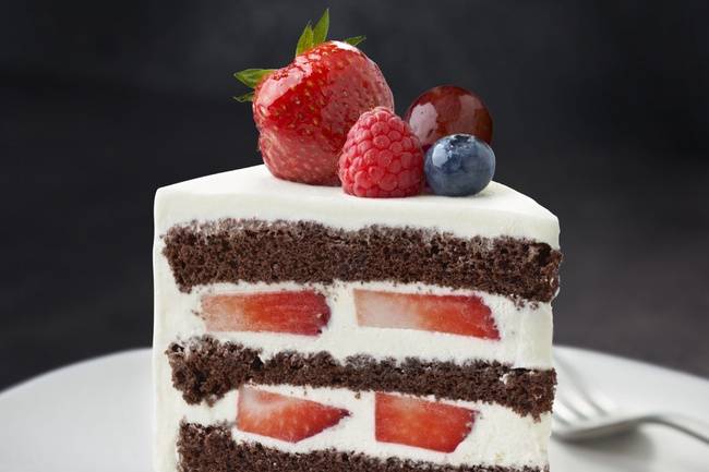 Chocolate Strawberry Cake Slice