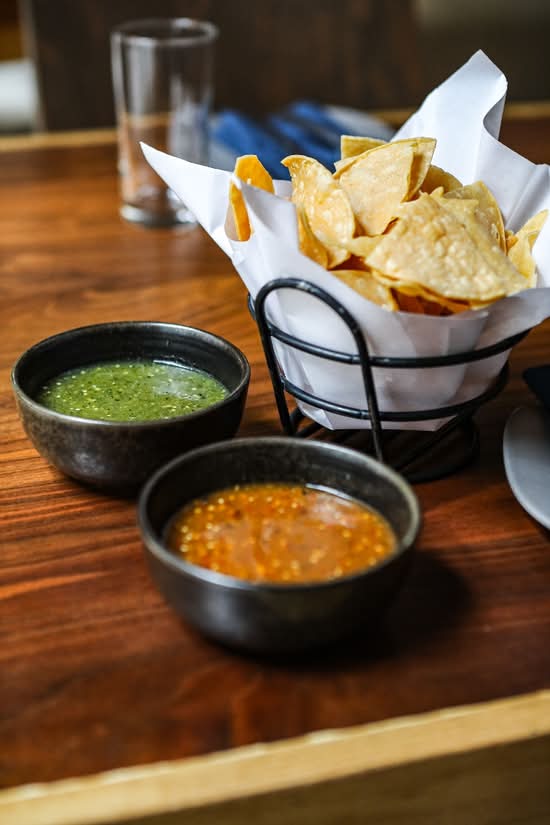 Pair salsa