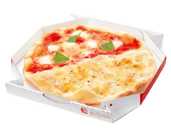 【235】ピッツァ・ハーフ＆ハーフ プレミアムマルゲリータ＆クワトロフォルマッジ Pizza Half & Half - Premium Margherita & Quattro Formaggi (Four Cheese)