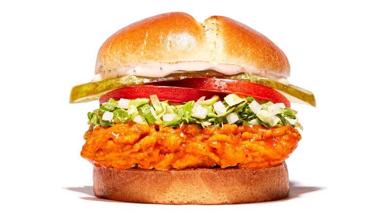 Crispy Buffalo Chicken Sandwich 660 cals
