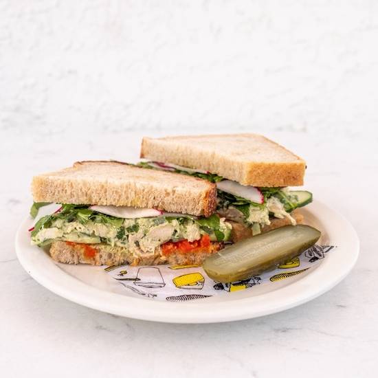 ROASTED CHICKEN SANDWICH