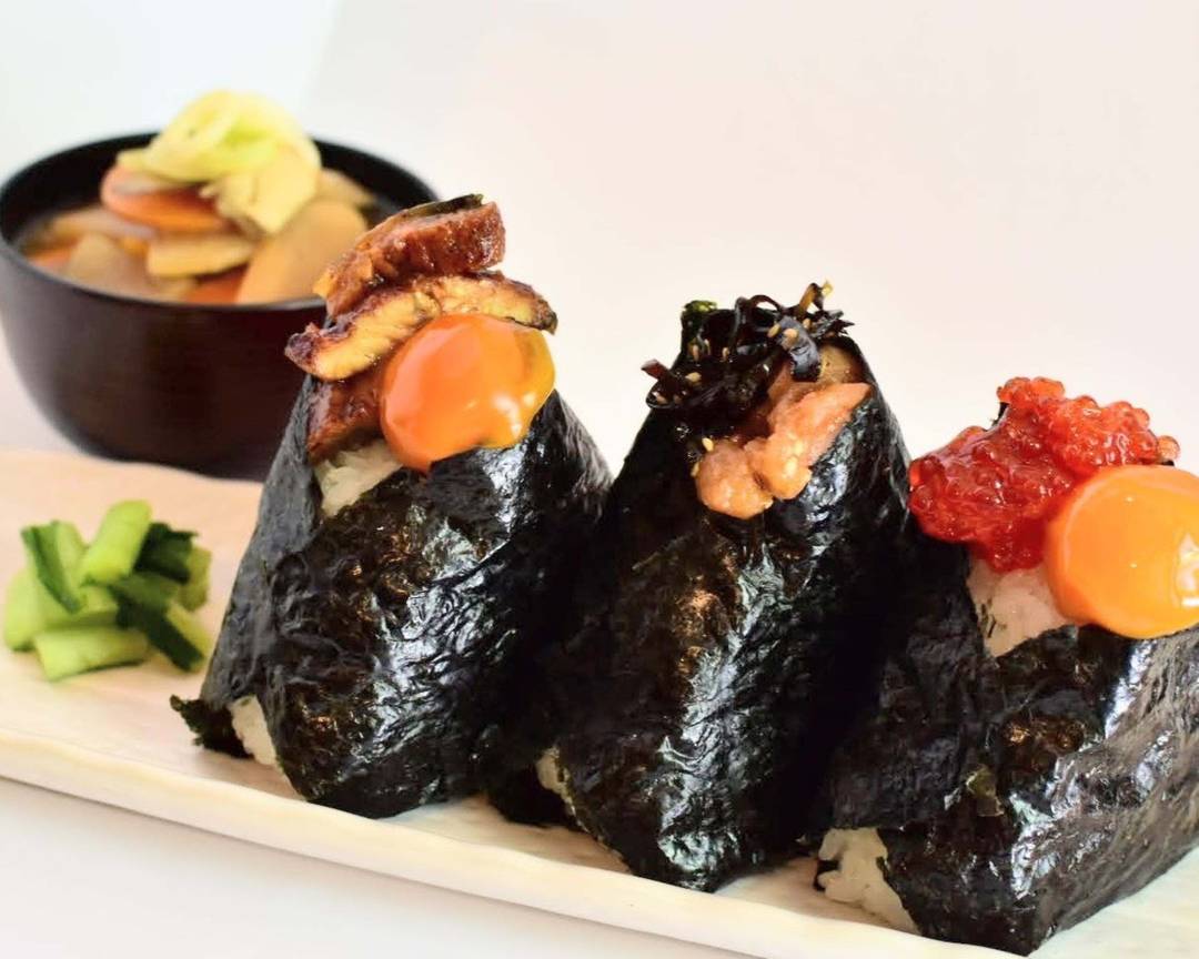 おにぎりと豚汁ぶんぶん onigiritobutajiru bunbunのデリバリー