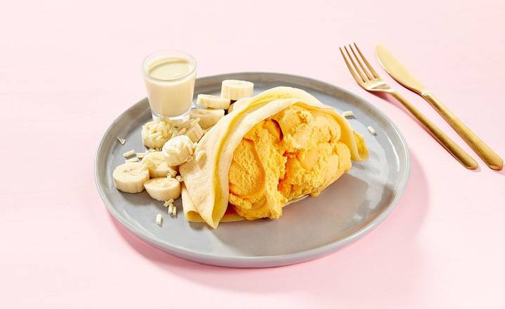 Creamy Dreamy Mango Crepe