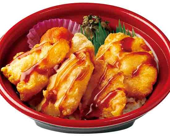 甘辛だれの鶏天丼～高菜・明太子つき～Chicken tempura rice bowl with sweet soy sauce ～with  pickled mustard leaves and pollock roe～