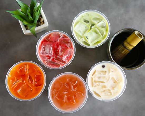 Fresh Monkee - Estero, FL (8017 Plaza del Lago Dr)