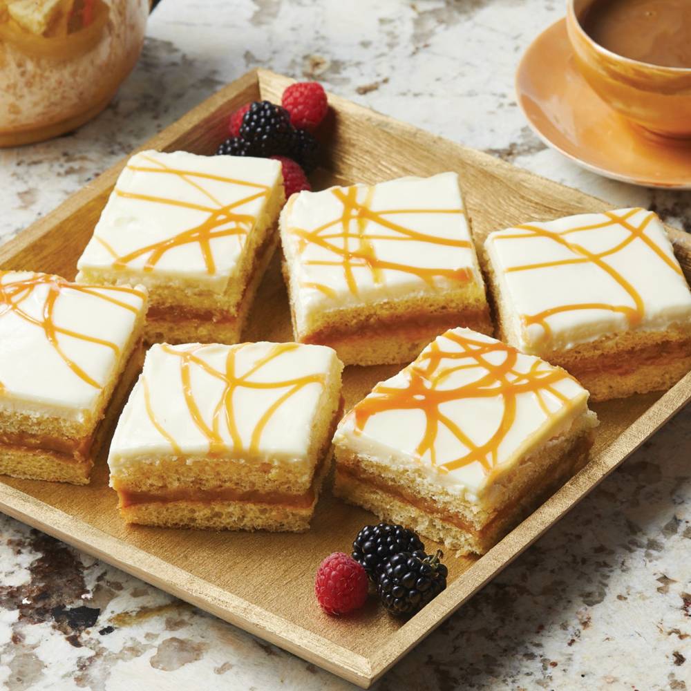 M&M Food Market · Gâteau à la vanille et au sucre à la crème - Cream Fudge Vanilla Cake (465g)