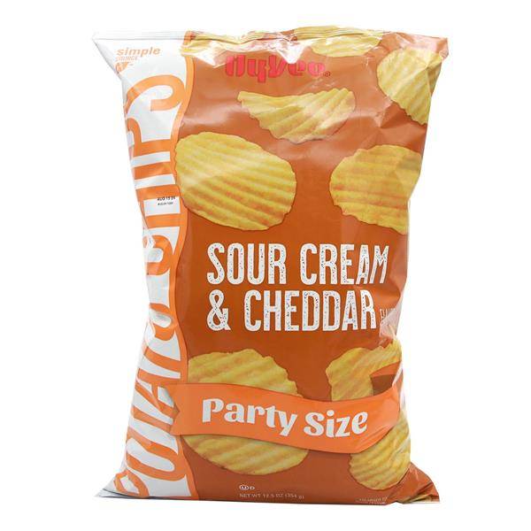 Hy-Vee Sour Cream & Cheddar Wavy Potato Chips Party Size