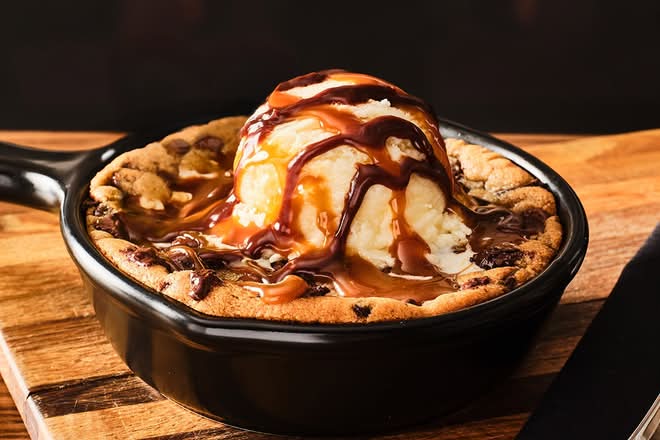 Chocolate Chip Cookie Skillet
