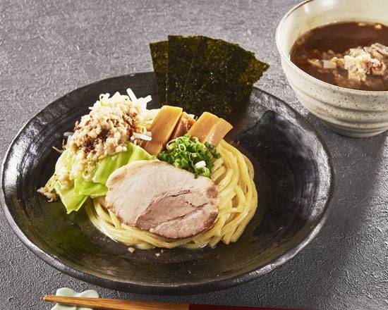 こってり背脂魚介豚骨の極太つけ麺（麺200g）
