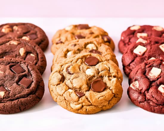 BONA: Cookies & Bread.