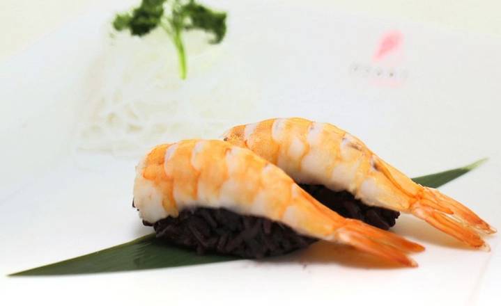 146B brown rice shrimp sushi