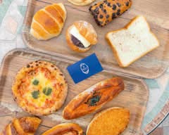 アールベイカー ガーデンズ千早店