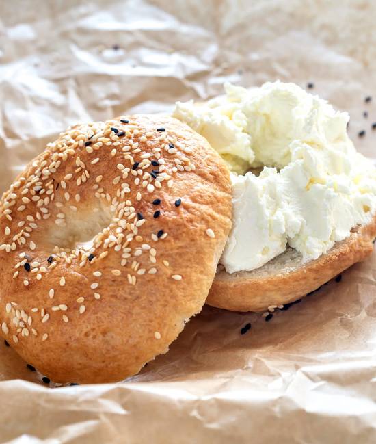 Toasted Everything Bagel with Cream Cheese